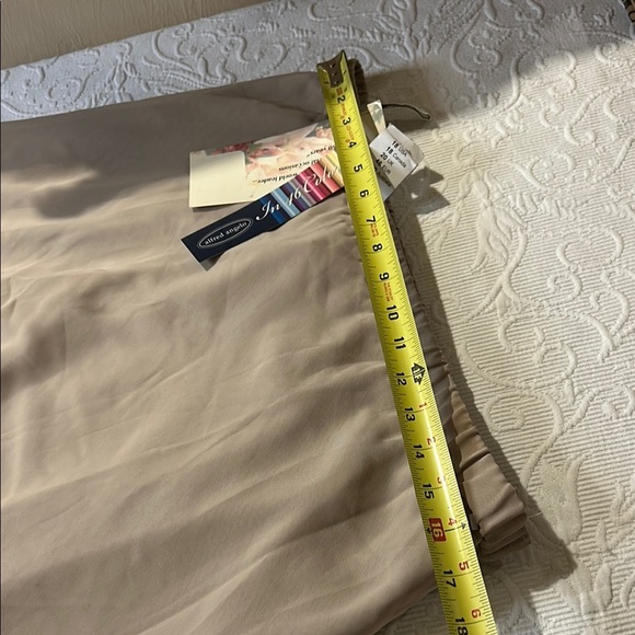 Alfred Angelo High/low sequin skirt and 2 top set. 16/18. NWT - Picture 14 of 15